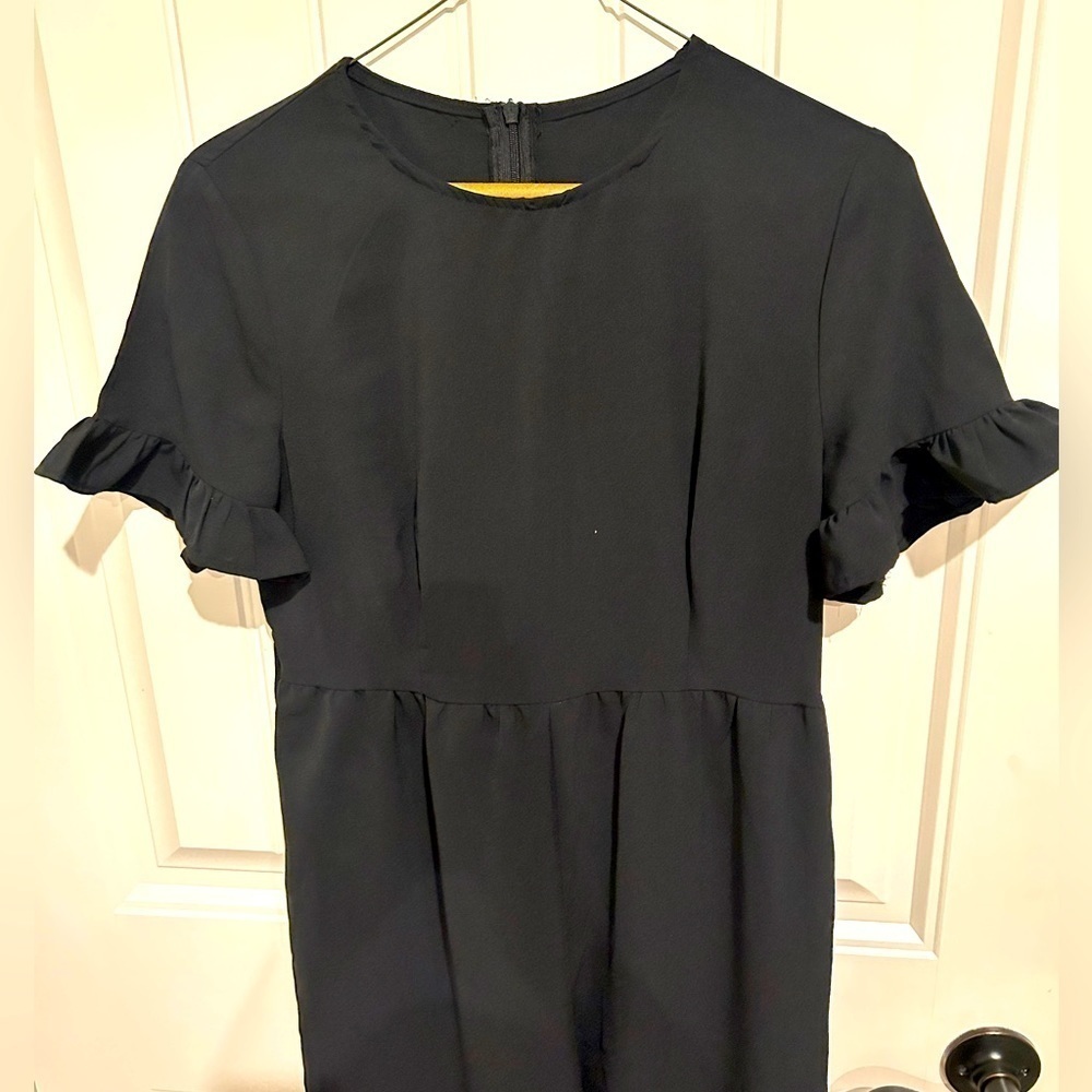 Short ruffle sleeve black wide leg jumpsuit, Medium one piece romper loose sz 4